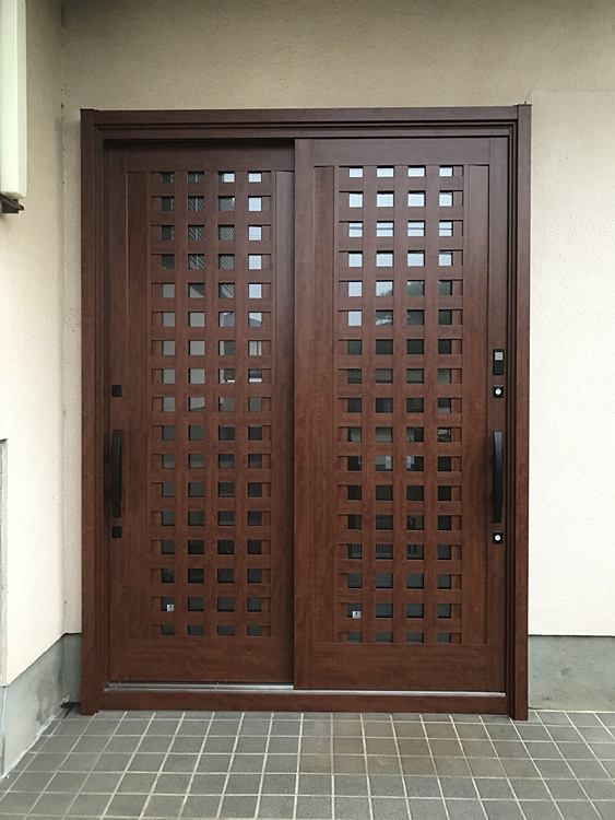 玄関ドアリフォームの方法と費用 ハウジング重兵衛