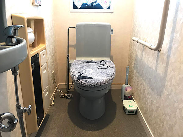茨城県神栖市 トイレ リフォーム|トイレと一緒に床のクッションフロアも一新