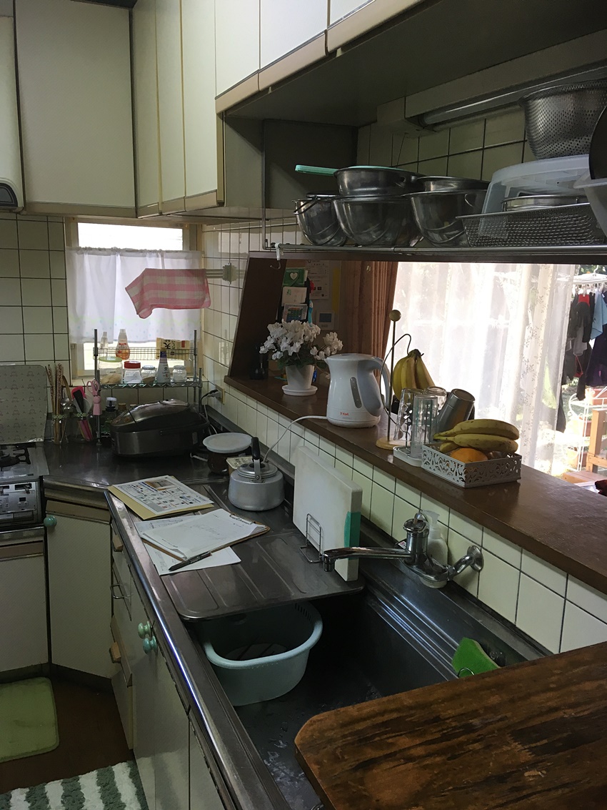 茨城県神栖市キッチンリフォーム|L型からI型に。カップボードも