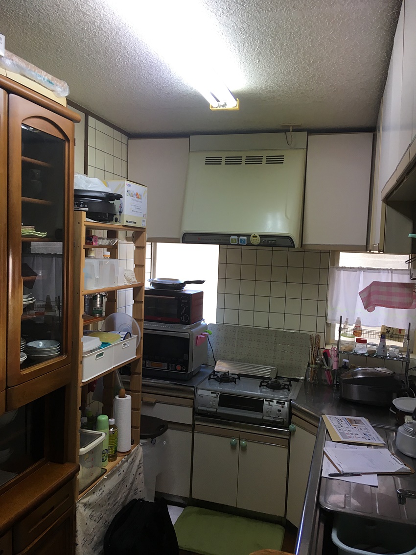 茨城県神栖市キッチンリフォーム|L型からI型に。カップボードも
