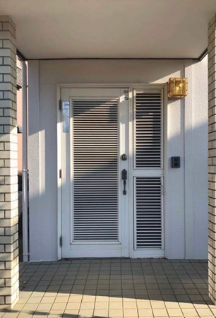 千葉県八街市 玄関リフォーム|動線に合わせ勝手を変更1デイリフォーム
