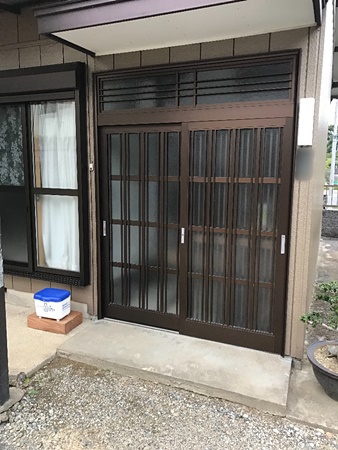 千葉県神崎町玄関ドアリフォーム 鍵と引き戸を修理交換 ハウジング重兵衛