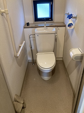 千葉県佐倉市トイレリフォーム|リクシルで掃除も簡単!