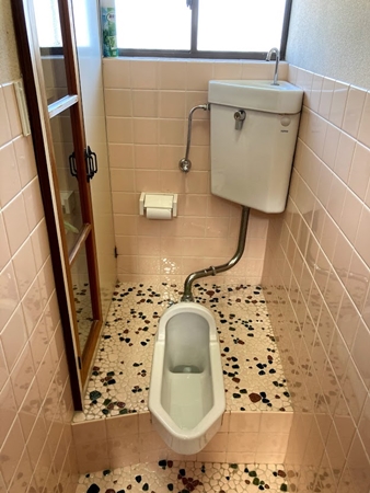 茨城県神栖市トイレリフォーム|汚れ防止のパネル設置