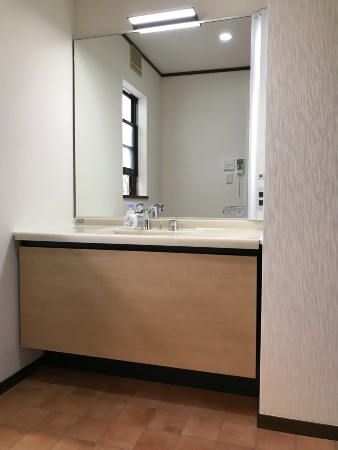 千葉県佐倉市洗面化粧台リフォーム|漏水で木部腐食