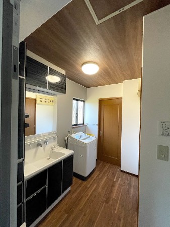 茨城県神栖市浴室脱衣所リフォーム 高級感ある空間に ハウジング重兵衛