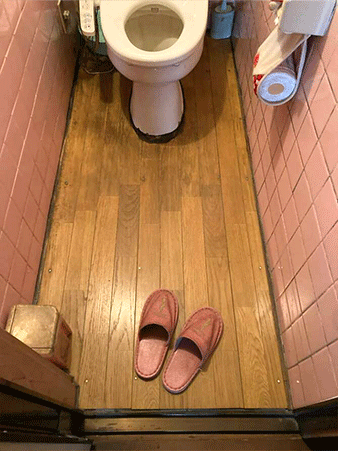 千葉県香取市トイレ小工事リフォーム｜腐食した床も一緒に