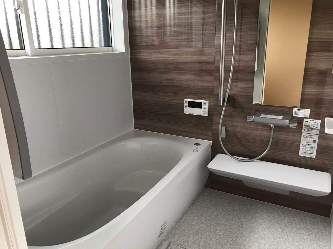 歴史を感じる水廻りが今風の綺麗な空間に