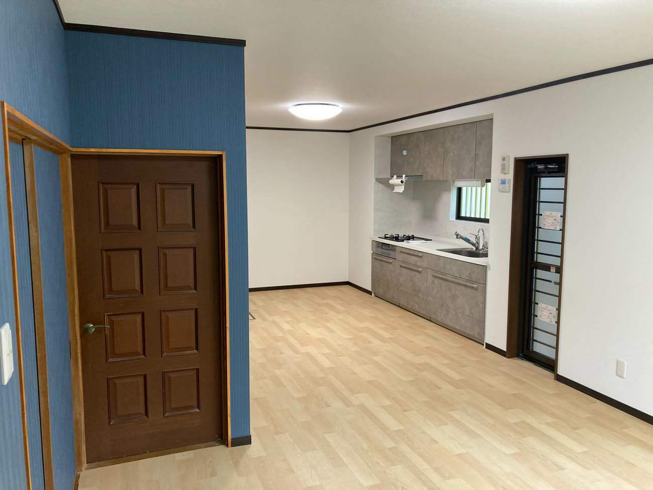 二部屋一体化で明るく広々とした空間へ