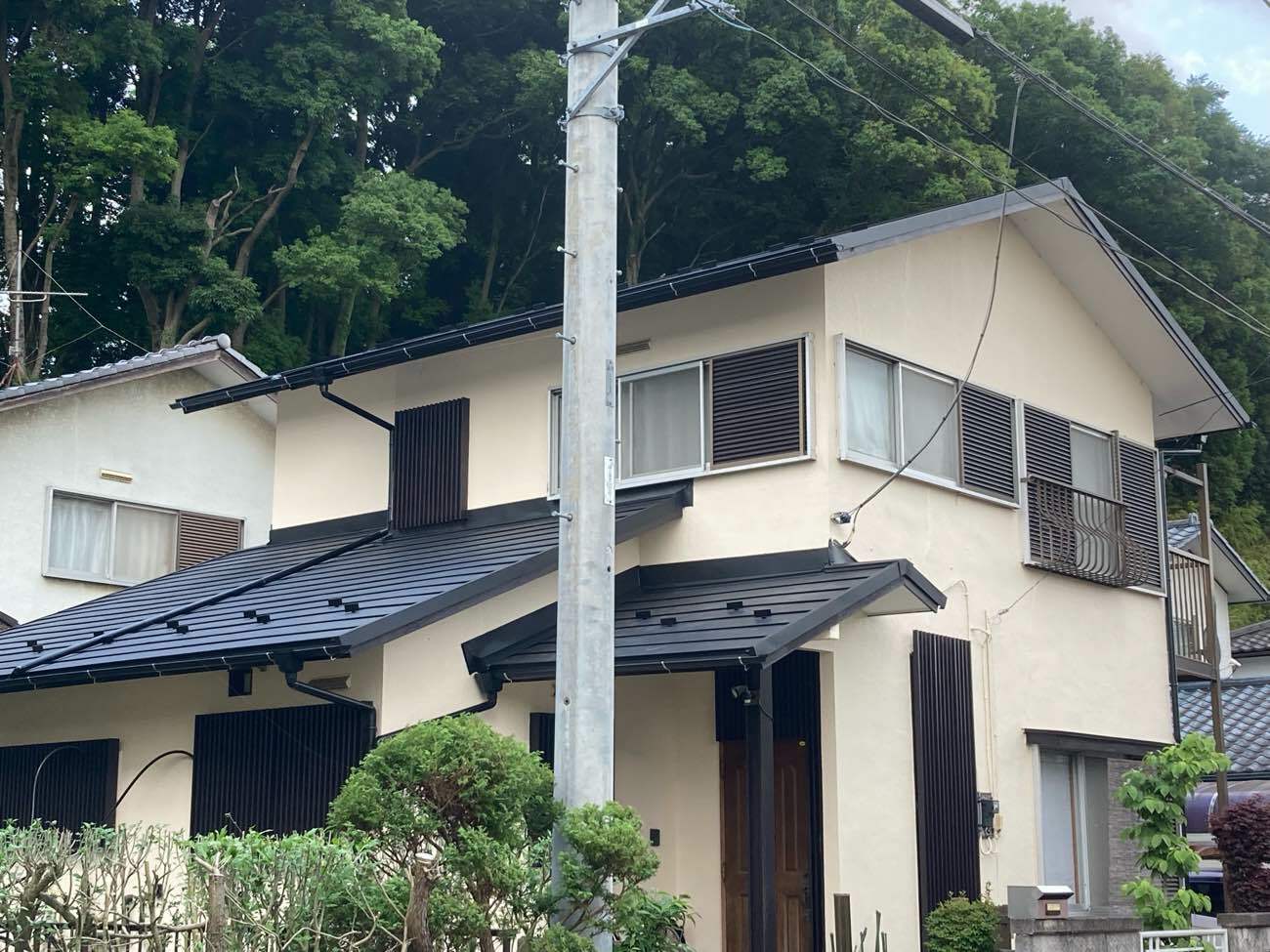 軽量鋼板で地震対策万全の美しい屋根へ