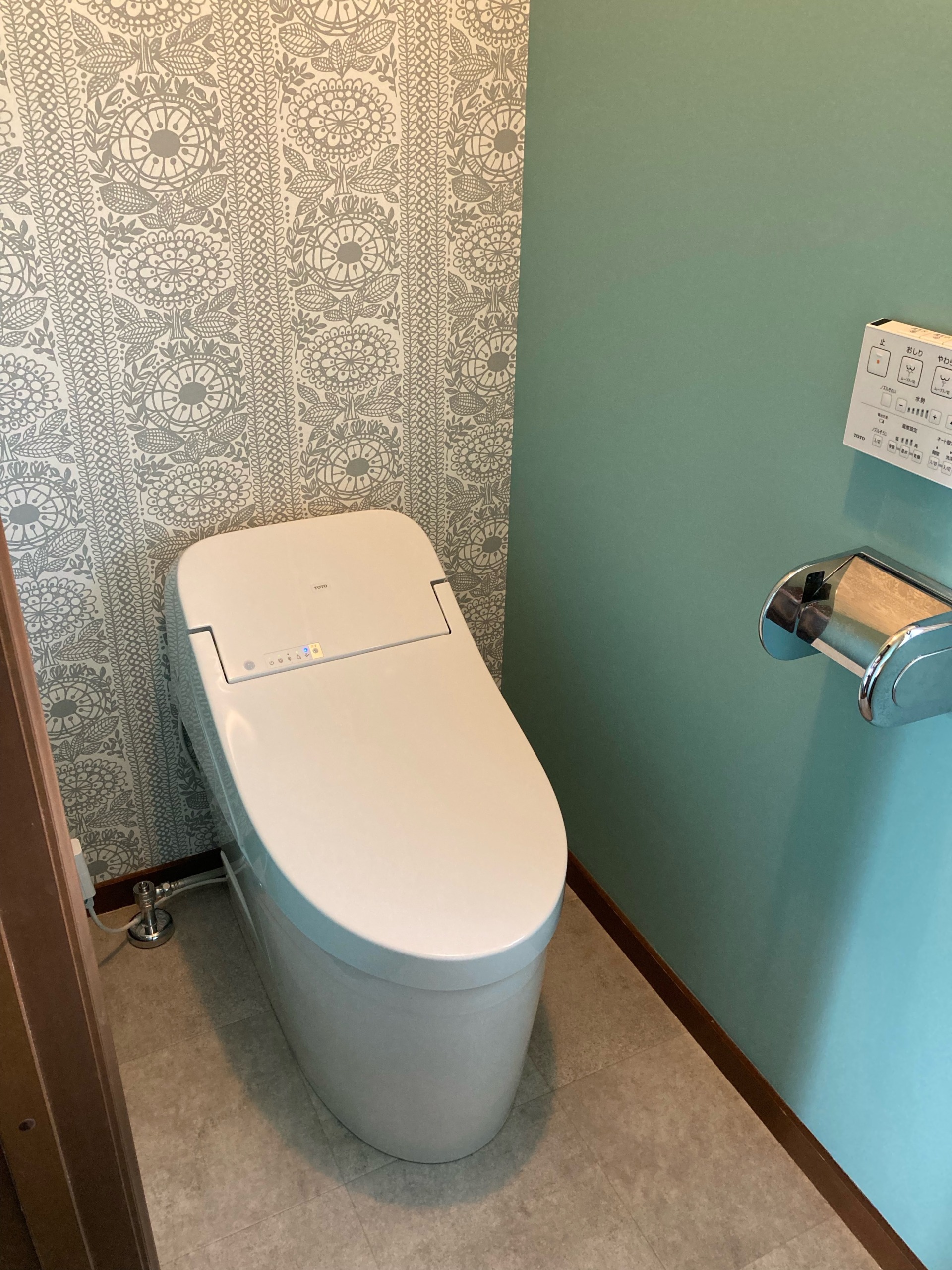 内装へのこだわりとタンクレスで快適に