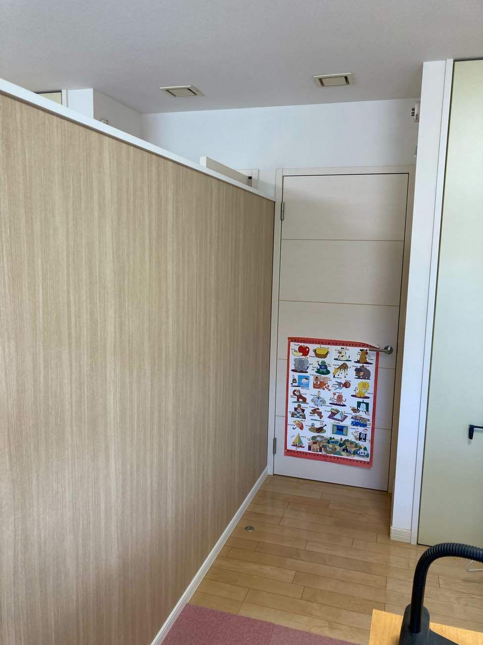 12畳の子ども部屋を仕切る壁を新設