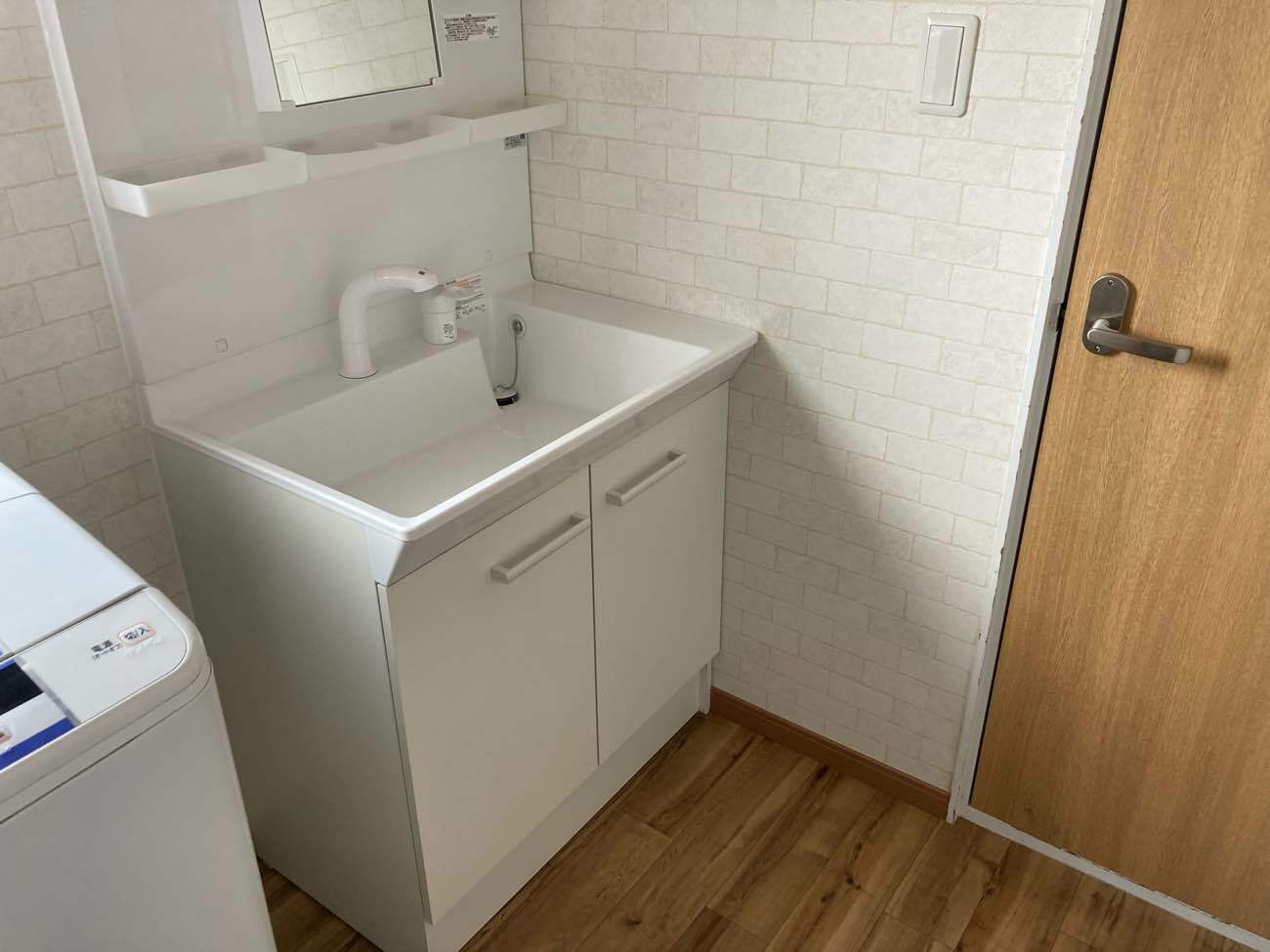 シロアリ被害の確認と和室・洗面所の改装