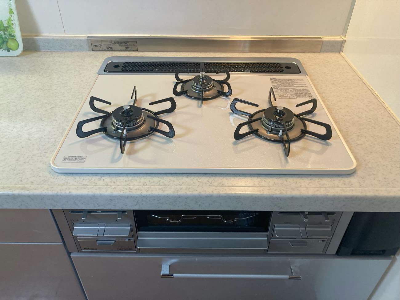 ガラストップのコンロでお掃除を楽に