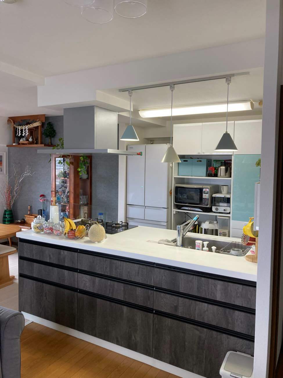 キッチンと内装工事で開放的なLDKに