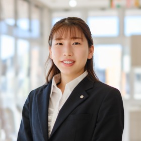 酒谷 彩夏
