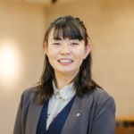 小林 友子
