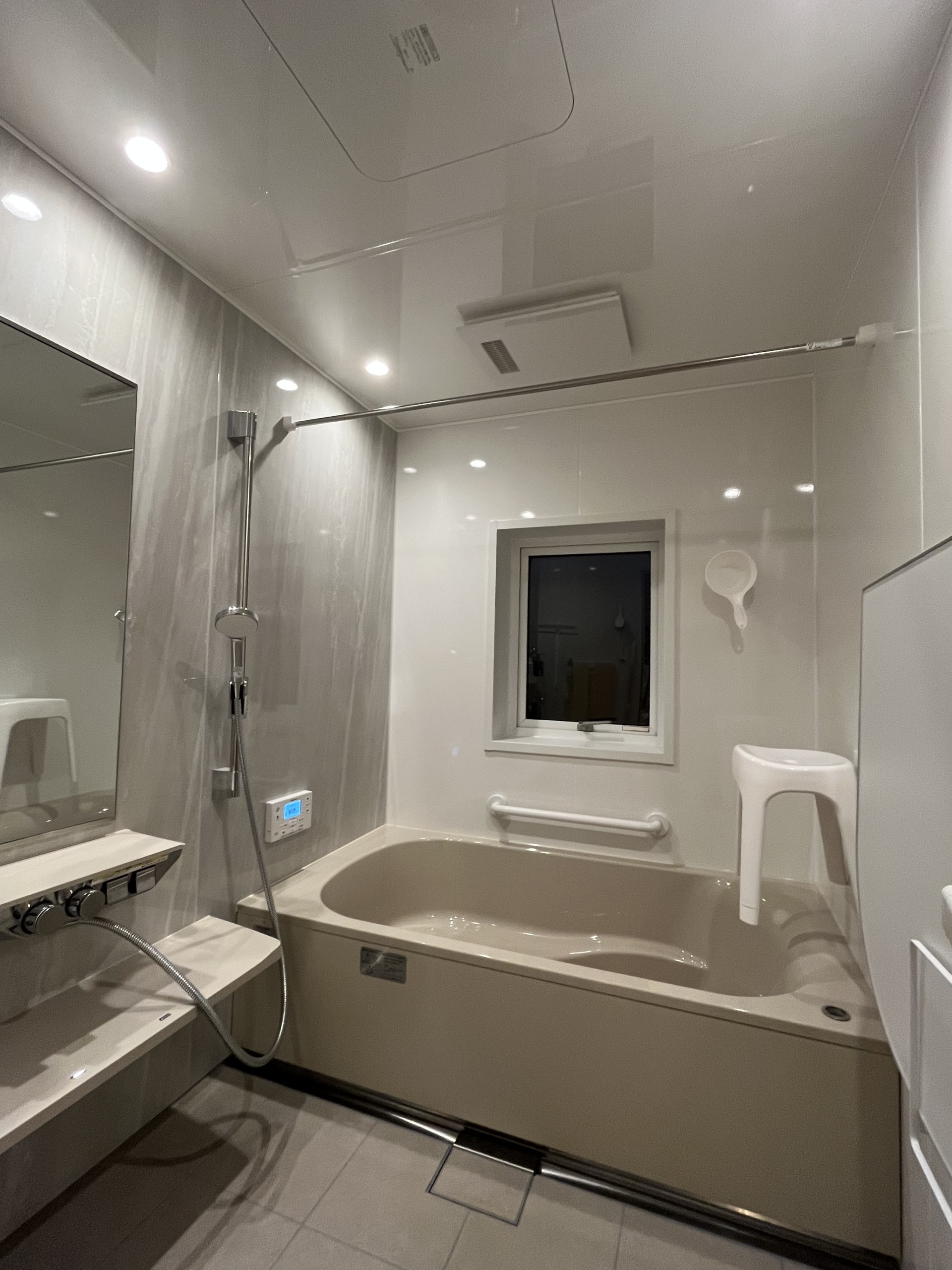 保温性・清掃性が高いタカラ「グランスパ」で快適バスタイムへ　