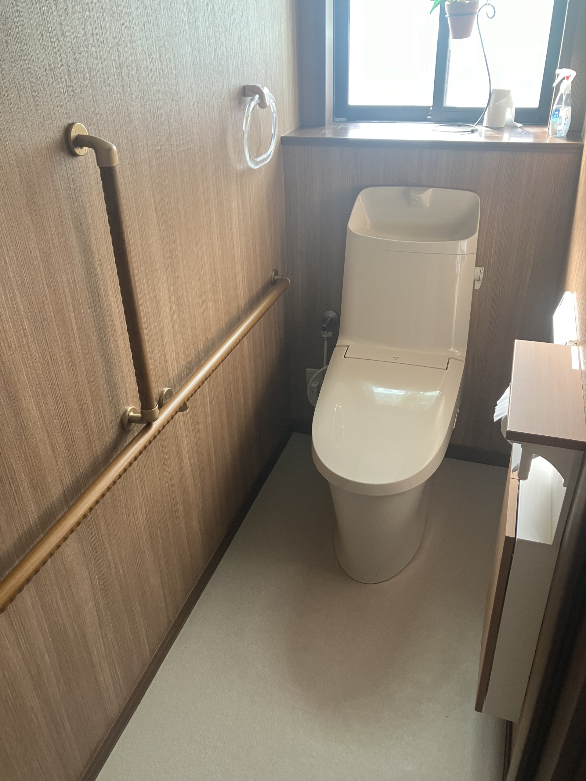 暮らしが変わる！トイレの漏水補修と手すりの設置