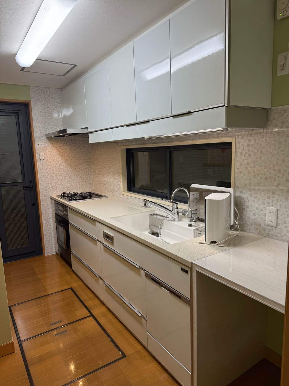 間口拡大で実現した広々＆大容量キッチン