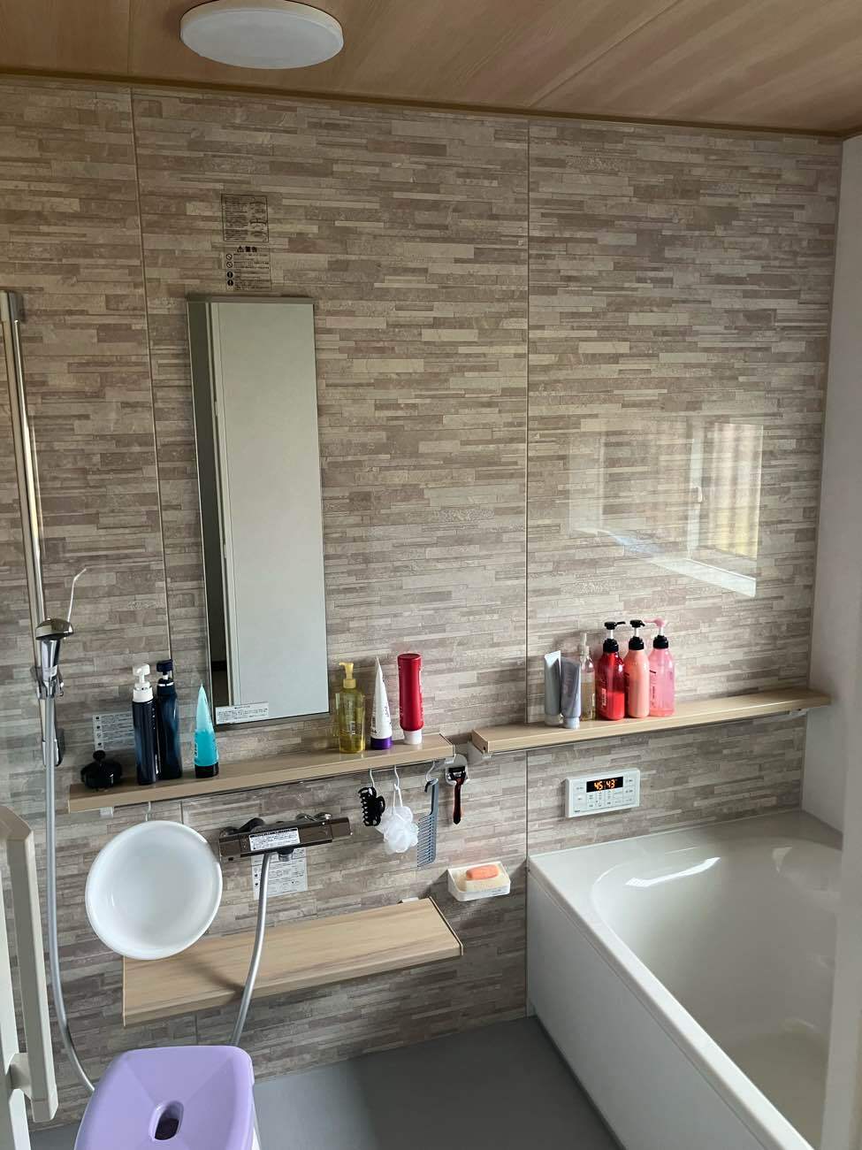 浴室の寒さ一掃！暖かさと外観を蘇らせた戸建リフォーム