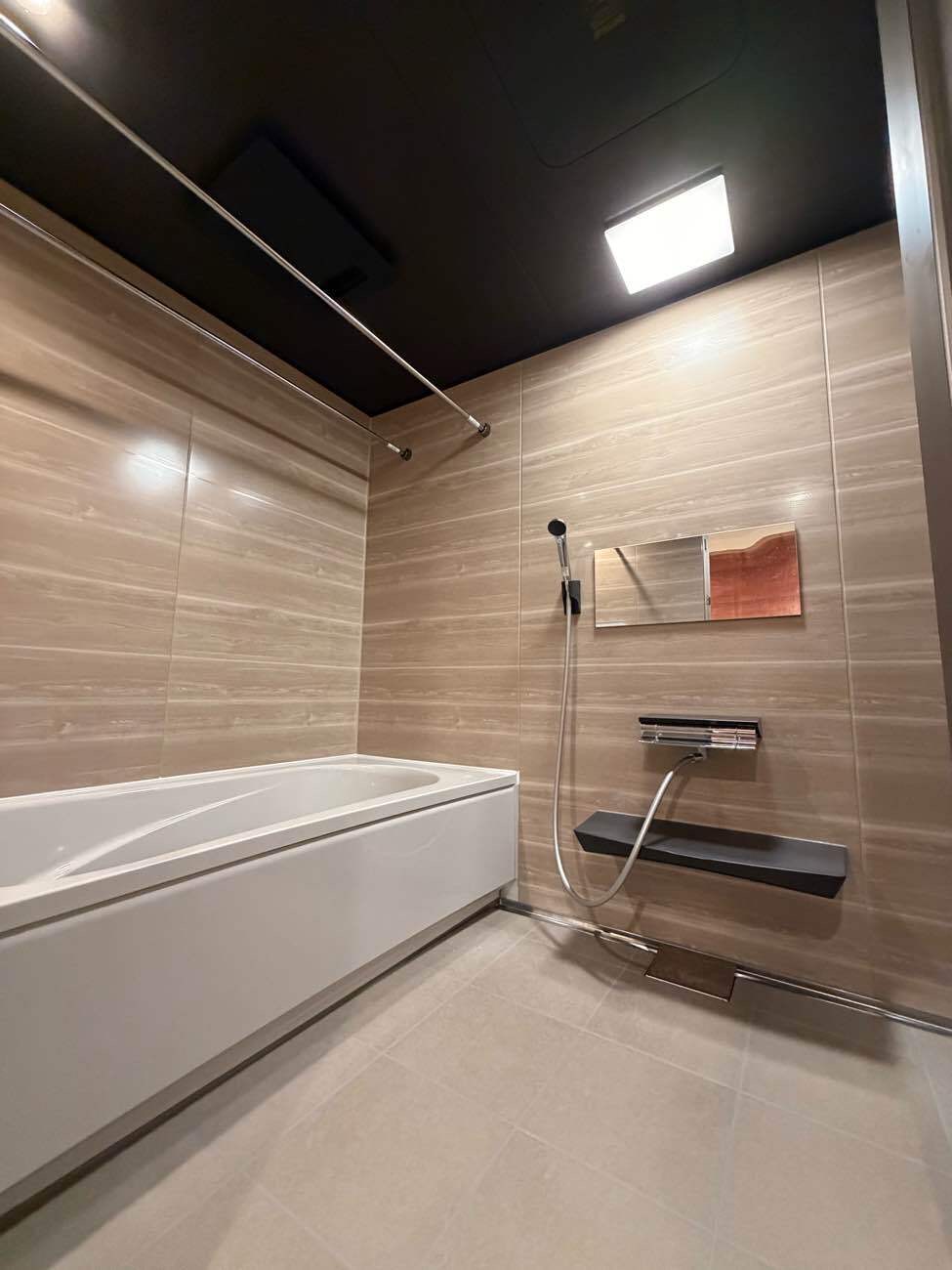 浴室乾燥機交換で魅せる、洗練された洗面室リフォーム事例