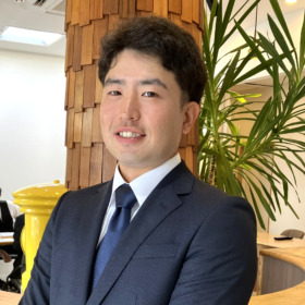 宇井 亮雅